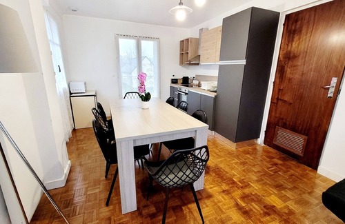 Guerande Casa | House 4 Bdrms and Terrace, Garden near. Sea, Golfs, Salt marshes, Walks