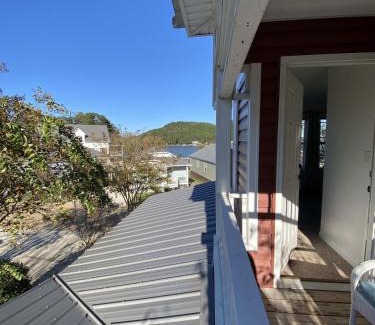 Leesburg Casa | House # 55 On Lake Time (no pets)