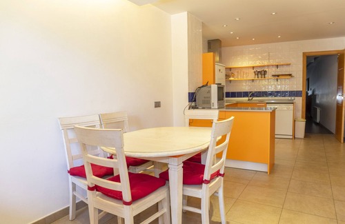 Cebreros Apartamento | CASA ABUELA BENITA 1 CON 4 HAB. DOBLES y BAÑO