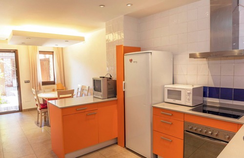 Cebreros Apartamento | CASA ABUELA BENITA 1 CON 4 HAB. DOBLES y BAÑO