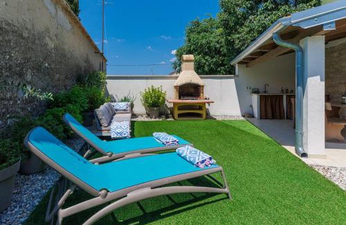 Bubani Casa | House Ana