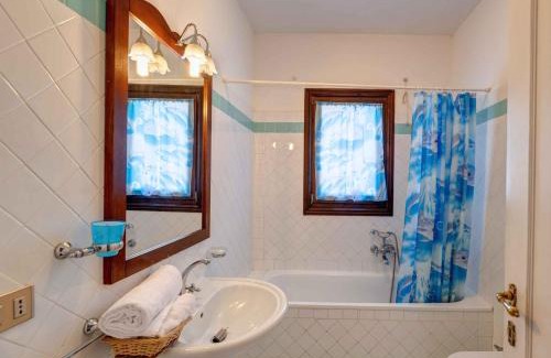 Punta De Su Turrione Apartamento | House and Apt. in Sassari 30366
