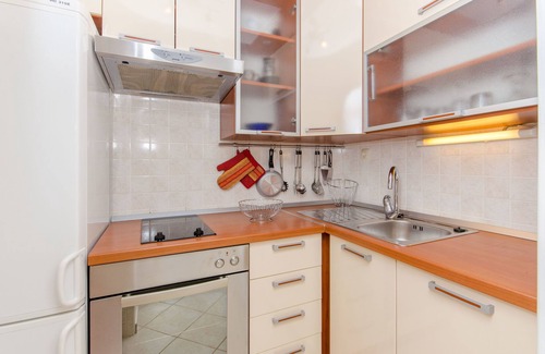 Maslinica Casa | Casa Anima (61421-K1) - Maslinica