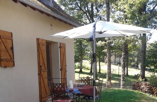 Planioles Casa | Casa toda comodidad 5 pers en 5 min de FIGEAC con terrazas sombreadas