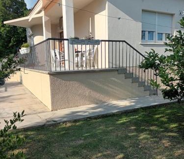 Kastel Gomilica Apartamento | HOUSE - Apartman SARAH