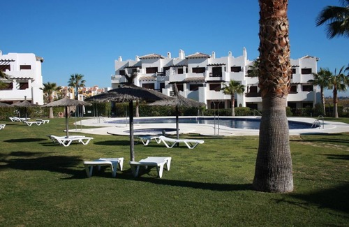 Vera Chalet De Esquí | Casa a 1500m de la Playa, en Urbanizacion Cerrado con Wifi y Piscina Comunitaria