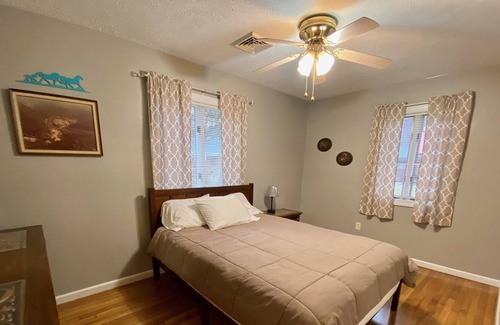 Gilbert Casa | House at Main Street Lodging