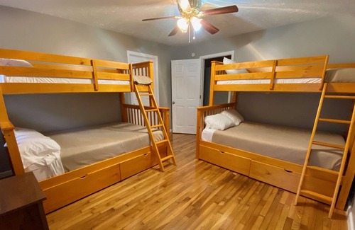 Gilbert Casa | House at Main Street Lodging