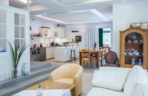 Cista Provo Casa | House Bosnić (51871-K1) - Cista Provo