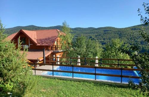 Kuterevo Chalet De Esquí | House Breza