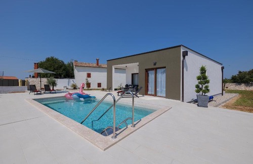 Kanfanar Casa | House Bronzin