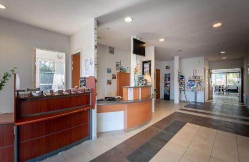 Parentis-en-Born Apartamento | House by Lake Biscarrosse with Terrace