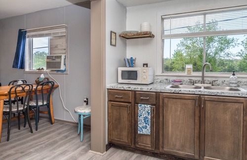 Rockaway Beach Cabina | HOUSE by Lake Taneycomo at Rockaway Rentals