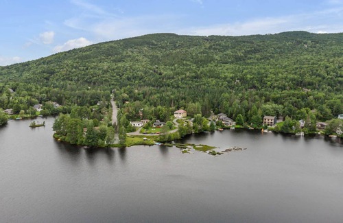 Lac Beauport Casa | House by the lake