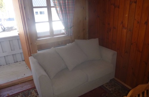 Uukuniemi Chalet De Esquí | House by the lake