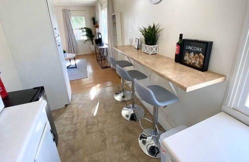 Lake Elsinore Casa | House C · Hideaway in a cozy Home Close To Lake! Coffee/Netflix/Hulu/WiFi