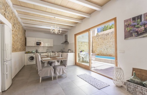 Campanet Chalet De Esquí | House Can Diana