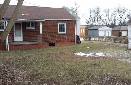 Aliquippa Apartamento | House can sleep 8 or more people