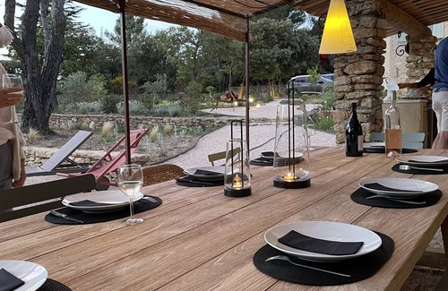 Bonnieux Casa | House close to the village with view of Mont du Lubéron