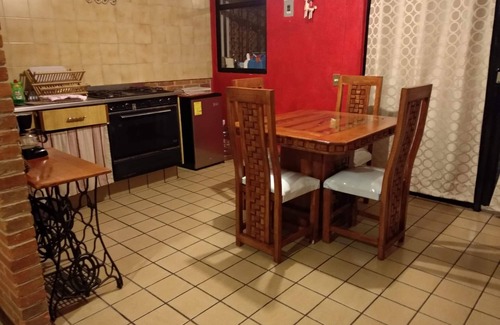 Xalatlaco Casa | Casa Daimler Xalatlaco Tianguistenco 3 recamaras 2 baños Lavadora Secadora