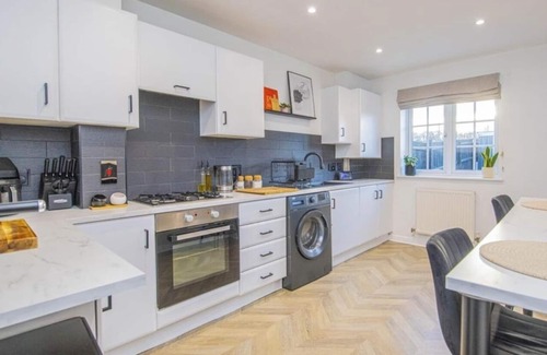 Desborough Casa | house des b