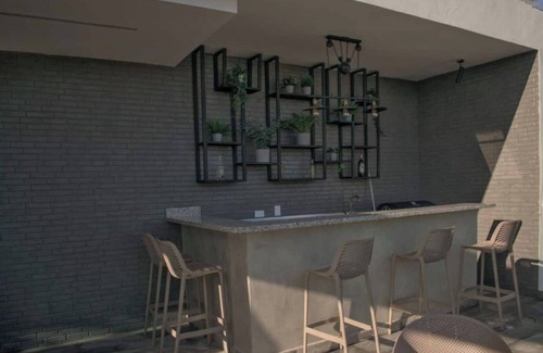 Downtown Santo Domingo Casa | Elegante y acogedor apto. Santo Domingo, Pool /Gym