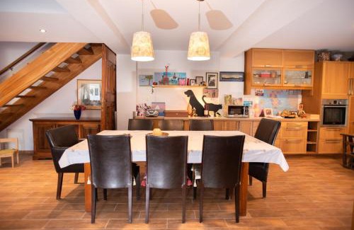 Neo Kalamaki Casa | House Euphoria