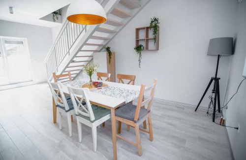 Lovinac Casa | House Evermore 1