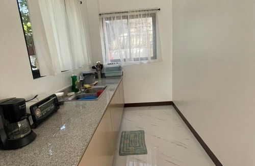 Suba Basbas Casa | House for 2 guests with large garden and private pool use near to beach resorts