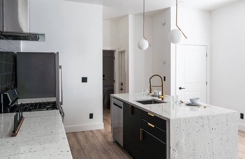 Walnut Hills Casa | ★House for 4★Parking★Washer+Dryer★Patio★Walking Neighborhood