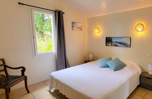 Hourtin Casa | Ref 84H: House for 7 people located between the town and the ocean