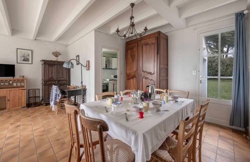 Prefailles Chalet De Esquí | Casa para 8, vista al mar, a 400m de la playa