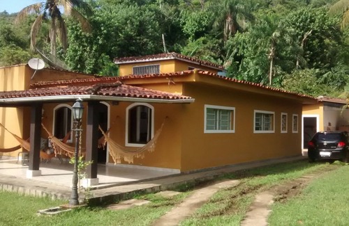 Praia da Fortaleza Casa | Casa en alquiler o venta Praia de Fortaleza Ubatuba SP a 50 metros de la playa