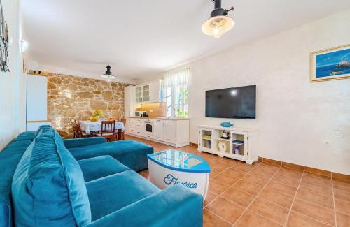 Lun Casa | House for rent "Figurica" Lun