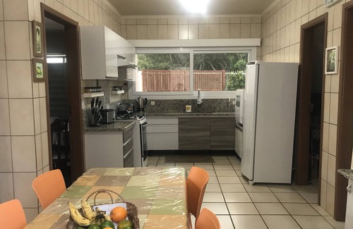 Barra da Lagoa Casa | Casa Frente Mar 30 m. de la playa, Piscina, 4 Aire acondicionado. 4 baños completos