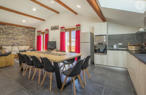 Termignon Casa | Casita de campo 'Gîte Les Mélèzes' con vistas a la montaña, balcón y Wi-Fi