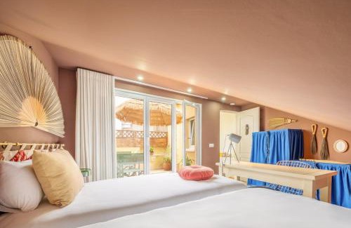 Montemor-o-Novo Casa | House Gallery in the Heart of the City