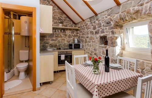Gata Casa | House Gor (10482-K1) - Gata