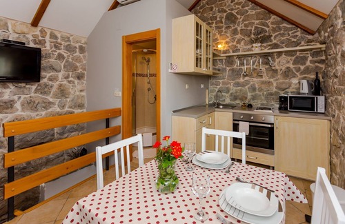Gata Casa | House Gor (10482-K1) - Gata