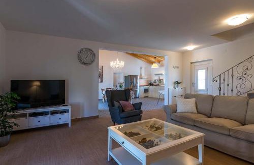 Jursici Casa | House Goran 2095