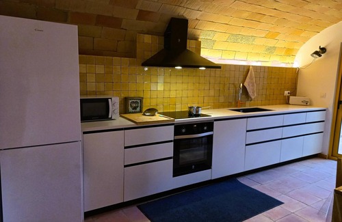 L'Armentera Casa | Casa Groga, para 6 personas, pequeña piscina privada, chimenea, wifi, A/A, . . .