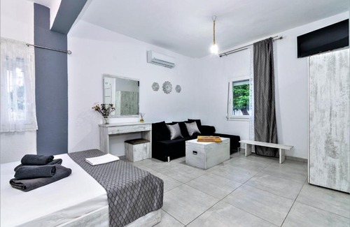Sithonia Apartamento | HOUSE HARATSI
