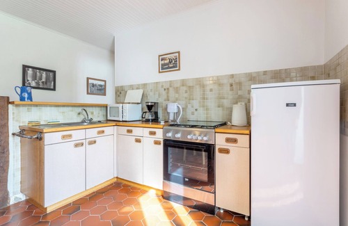 Plobannalec-Lesconil Casa | Casita de campo 'Hortensias - Plage 5min En Voiture' con terraza privada y jardín privado