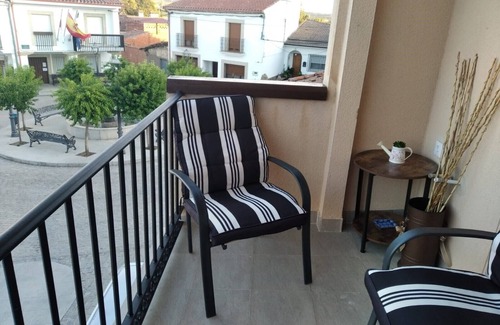 Aldehuela de Jerte Casa | Casa ideal para trabajar. Familias. Peregrinos Vía de la Plata.