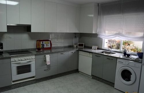 Samieira Casa | Casa ideal para familias grandes, ,en un lugar tranquilo, a 5 minutos la playa!