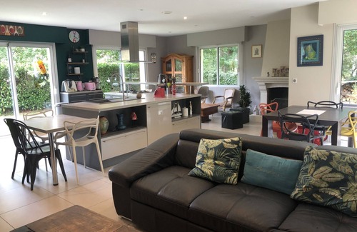 Pont-Saint-Martin Casa | Casa en un entorno verde a 20 minutos de Nantes y 30 minutos de las playas!
