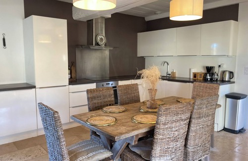 Courmes Casa | House in a listed natural site. Relaxation and connection to Nature guaranteed!