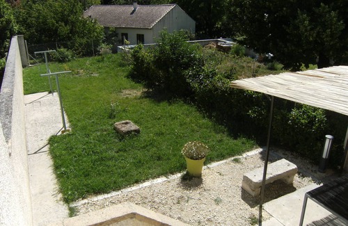 Grillon Casa | Casa en un pueblo del enclave de los papas.