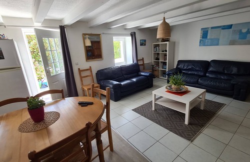 Bangor Casa | House in Belle Ile with Bikes