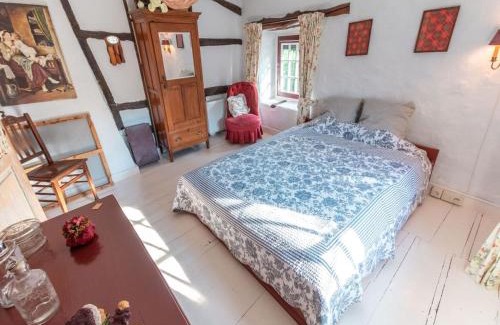 Grand Coo Casa | House in Coo near Famous Waterfalls